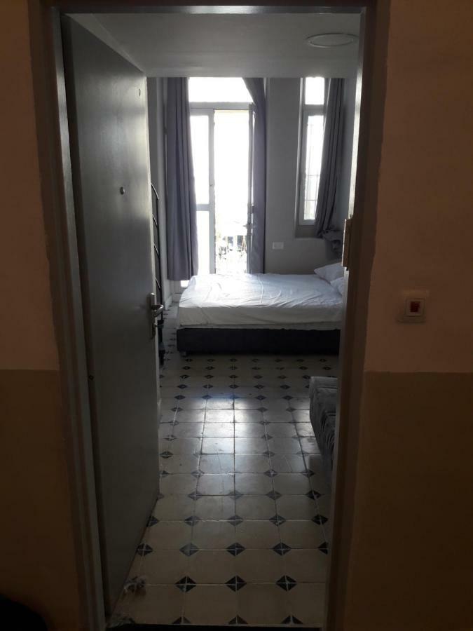 Queen Hotel Yerusalem Bagian luar foto
