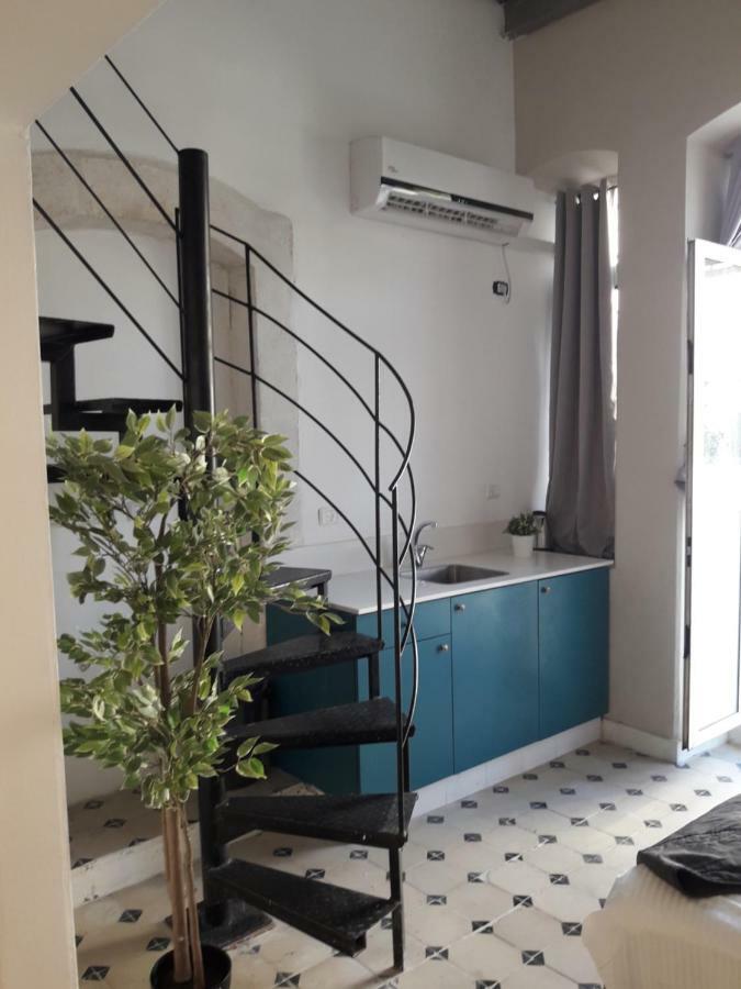 Queen Hotel Yerusalem Bagian luar foto